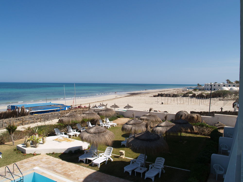 Villa Azur Djerba Mezraia Exteriör bild