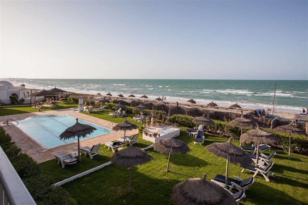Villa Azur Djerba Mezraia Exteriör bild